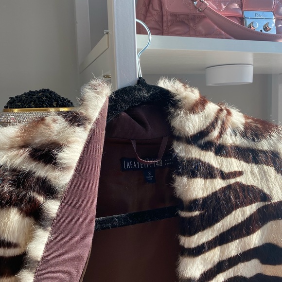 Lafayette 148 Rabbit Fur Belted Vest ♟️ - Picture 8 of 8